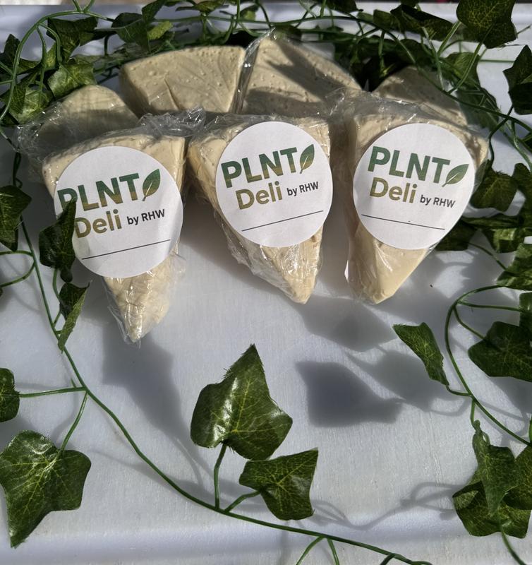 PLNT Deli - Smoked Gouda 5oz (plant-based)