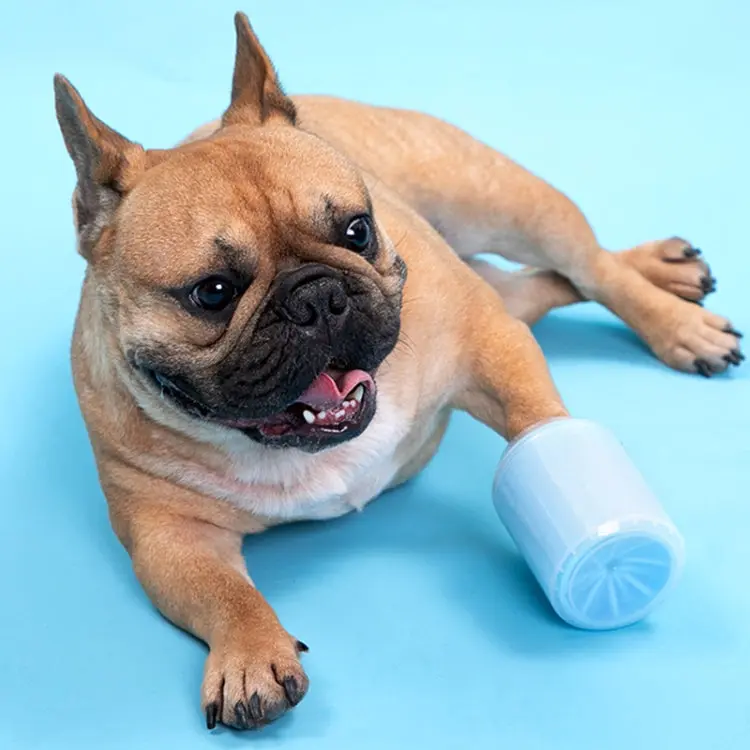 Pet Paw Cleaner Cup - Effective Cleaning Solution for Pets, Ideal for Cleaning Toys and Surfaces