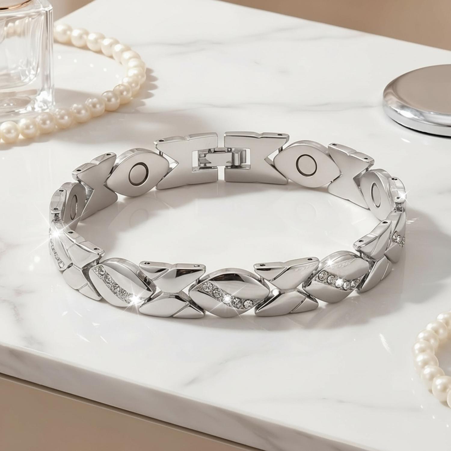 Women's leaf bracelet, pure copper magnetic bracelet with diamonds, 3500 gauss effective magnet, outdoor fun