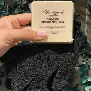 Turmeric Brightening Bar & Glove Kit