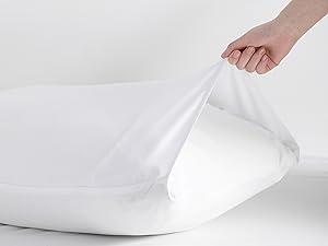 NTBAY Pillowcase Set, 2 Pack Soft Microfiber, Wrinkle-Free & Fade-Resistant, Easy Care