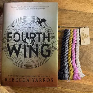 Sorrengail's Storm Silk Floss (Empyrean Trilogy / Fourth Wing)