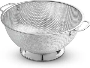 Bellemain Colander for Kitchen – 5 Qt Stainless Steel Strainer with Handle - 18/8 Pasta Strainer Bowl for Pasta, Spaghetti, Vegetables, Fruit, and Pot Draining - Stainless Steel Colander
