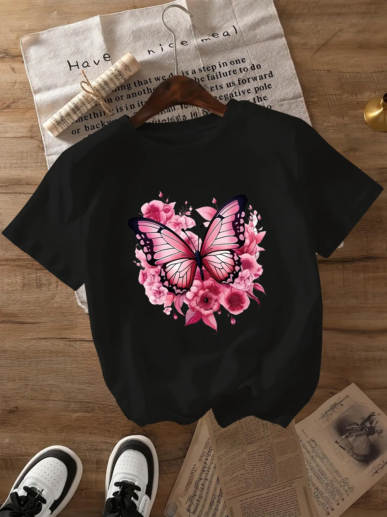 Women's Casual Short-Sleeve Cotton Top - Pink Butterfly Flower Print Fabric, Breathable Round Neck, Comfortable Fit, Machine Washable, 1-Piece Exclusive Style for Outdoor & Daily Wear, Shortsleeve, Tshirt, Lady, Flower Motif, Butterfly Print, 2Xl, 3Xl, 5X