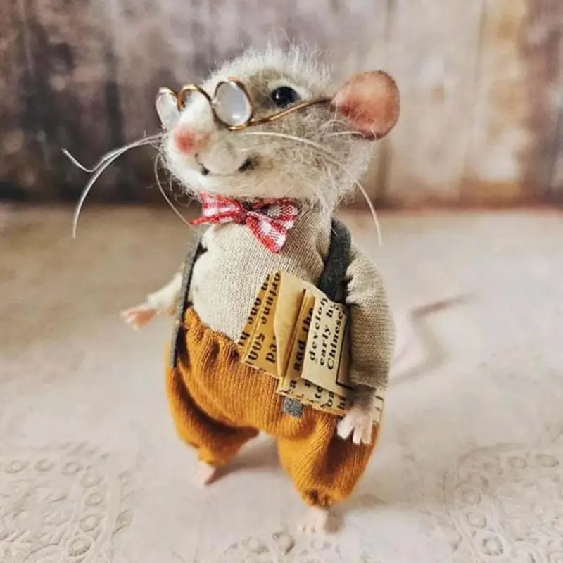 Classic Handmade Wool Felt Mouse Doll Ornaments - Needle-Felted Knitted Animal Figurines, Completed Craft, 1 Size, Home Holiday Party Decor, Birthday Gift for DIY Enthusiasts, Room Accent A+B, One Size