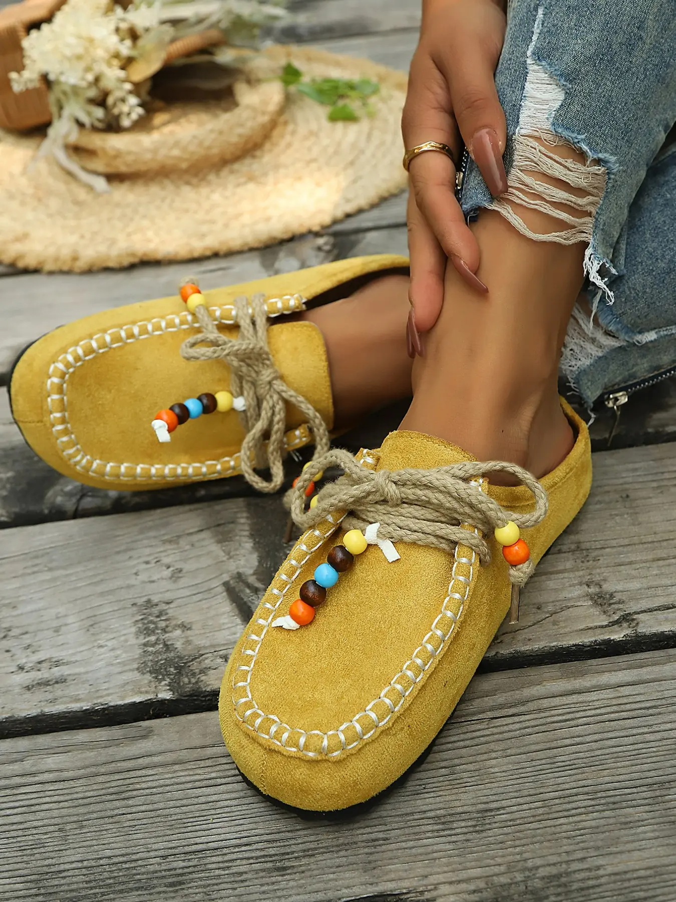 Women's Bohemian Beaded Moccasin Slippers, Synthetic Leather Slip-On Loafers, Comfortable Flat Casual Shoes, Ideal for Outdoor & Daily Wear, Shoes Mules, Footwear