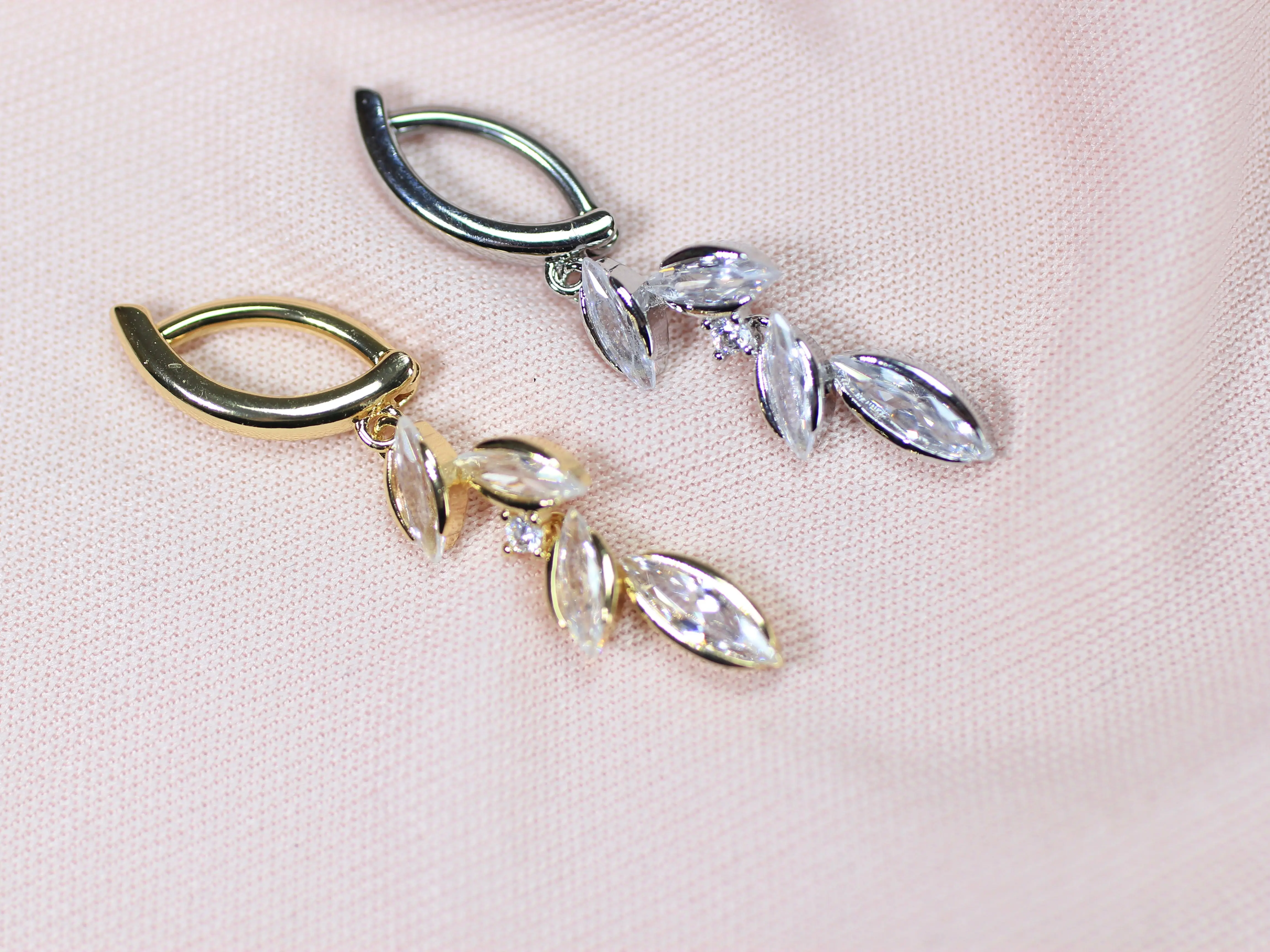 Dangling Vine Leaf Belly Clicker Ring, 14g Stainless Steel Body Jewelry for Fashion Costume Accessory, Stainless Steel Rings