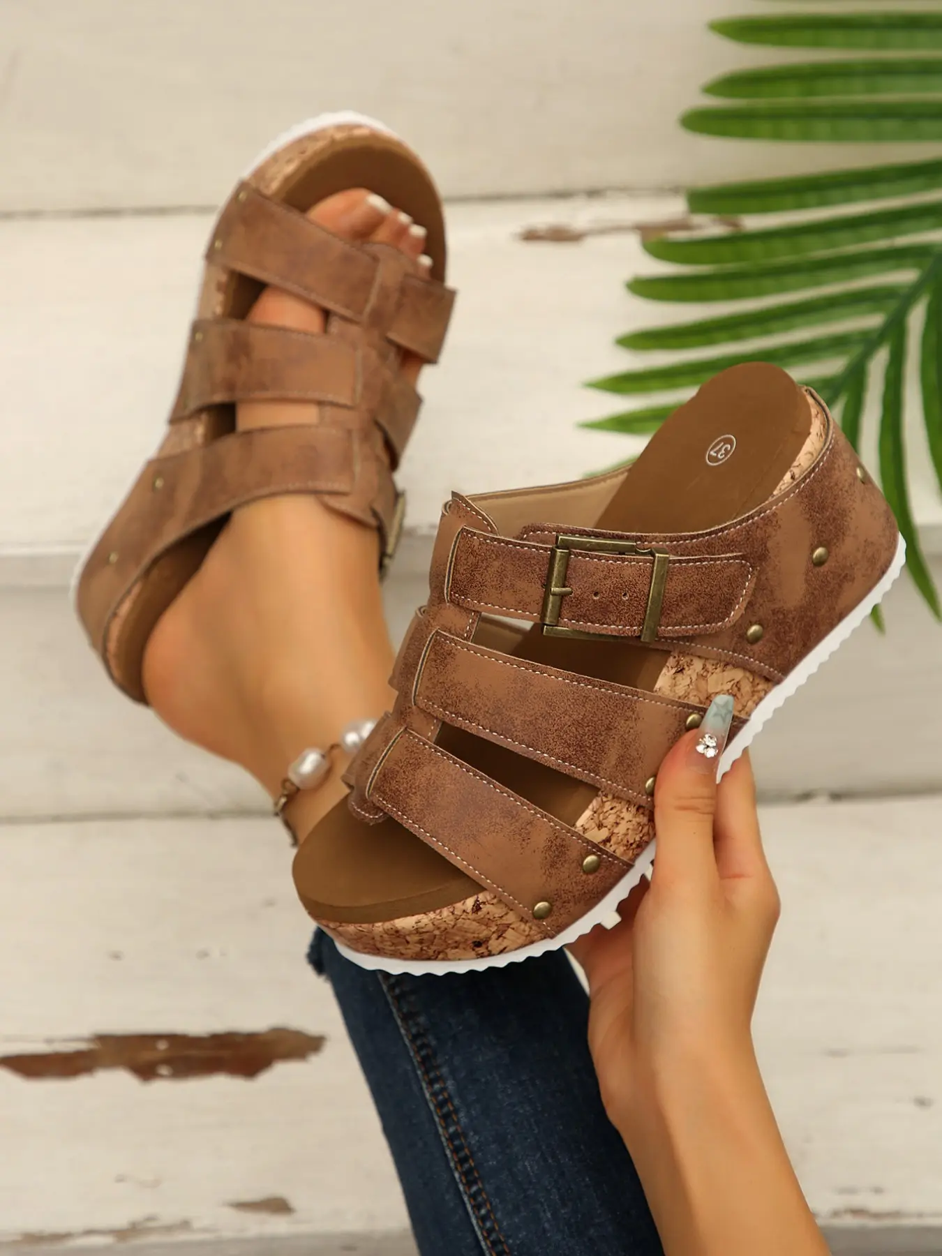 Women's Three-Strap Buckle Thick Sole Slippers, Open-Toe Sandals, Comfy Daily Fashion Footwear Sandals, Casual Spring Summer Commuter Shoes, PU Leather Rubber Sole, Buckle Fastened Sandals