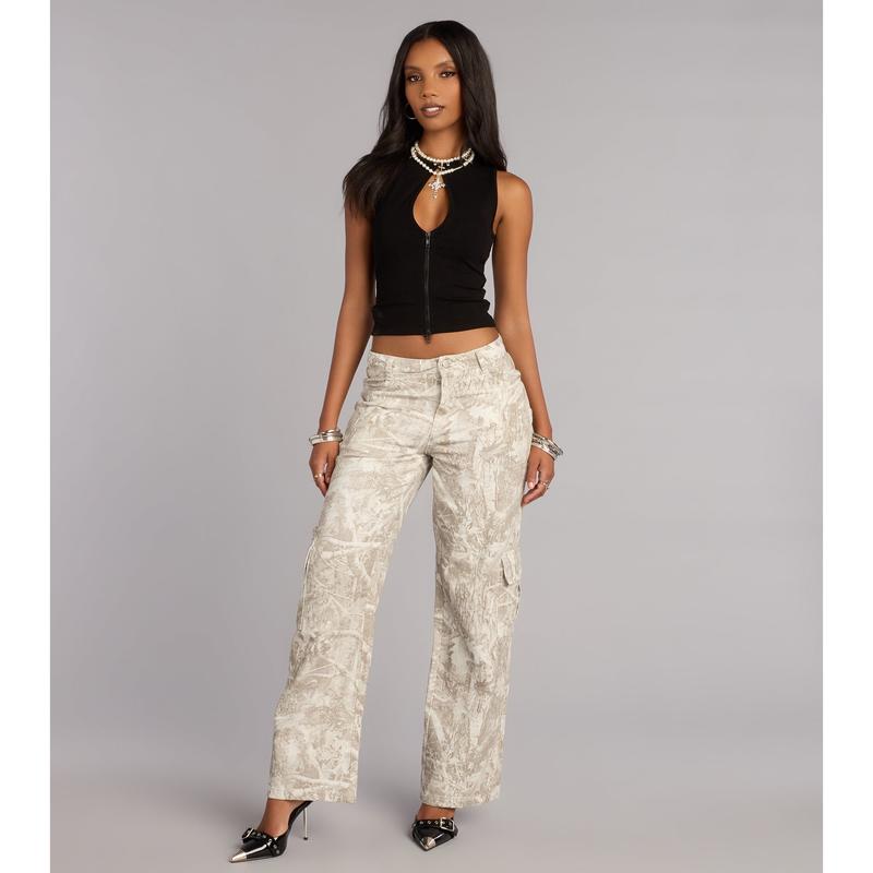 Edgy Everyday Ribbed Knit Zip-Front Top