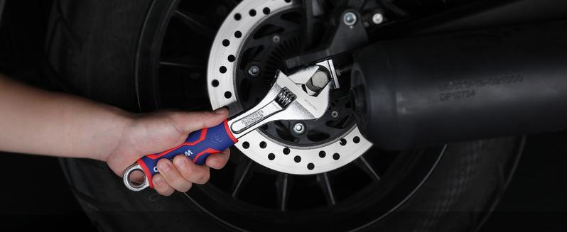 #JumpstartSale WORKPRO 3-pack Adjustable Wrench Set, Cr-V Wide Jaw Wrench With Rubber Anti-Slip Grip, 6-inch, 8-inch, 10-inch with Metric/SAE Scales, Chrome Plated