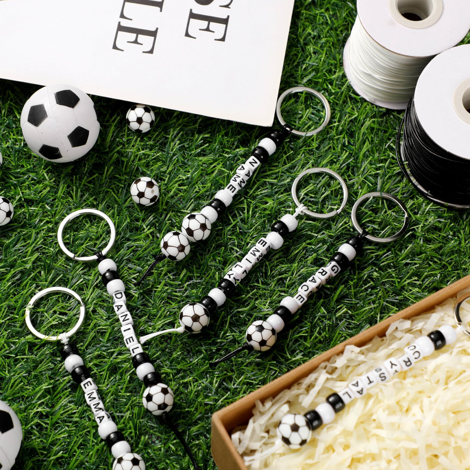 564/2823 Pcs Graduation Soccer Bead Keychain Making Kit DIY Craft Adjustable Sport Letter Bead Charm for Class Students Friends Sport Theme Party Favor Gift Backpack Accessories Holiday Decoration