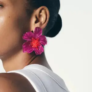 1 Pair Colorful Resin Flower Earrings - Luxury High-Quality Elegance for Women's Festival Party Jewelry Accessories