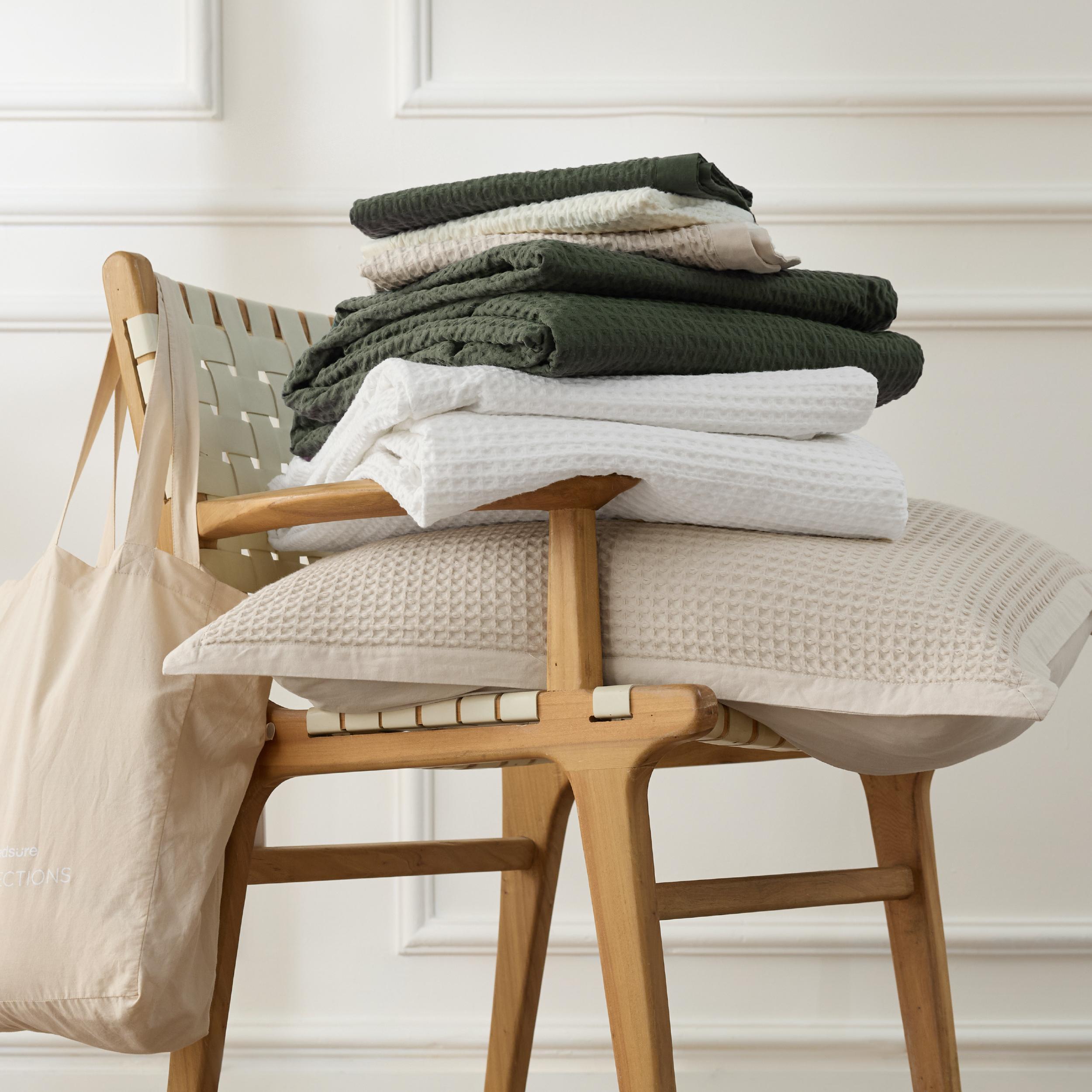 Bedsure Waffle Duvet Cover - Cotton Blend Rayon Derived from Bamboo Duvet Cover Set, Breathable Bedding Set With a Vintage Charm, Neutral