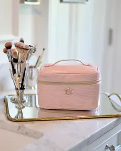 Hampton Train Case Blush EC