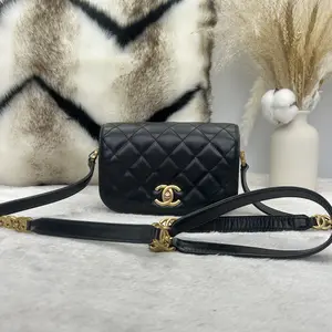Pre-owned CHANEL 22A Black and Gold Hardware D Panel Flap Bag 866