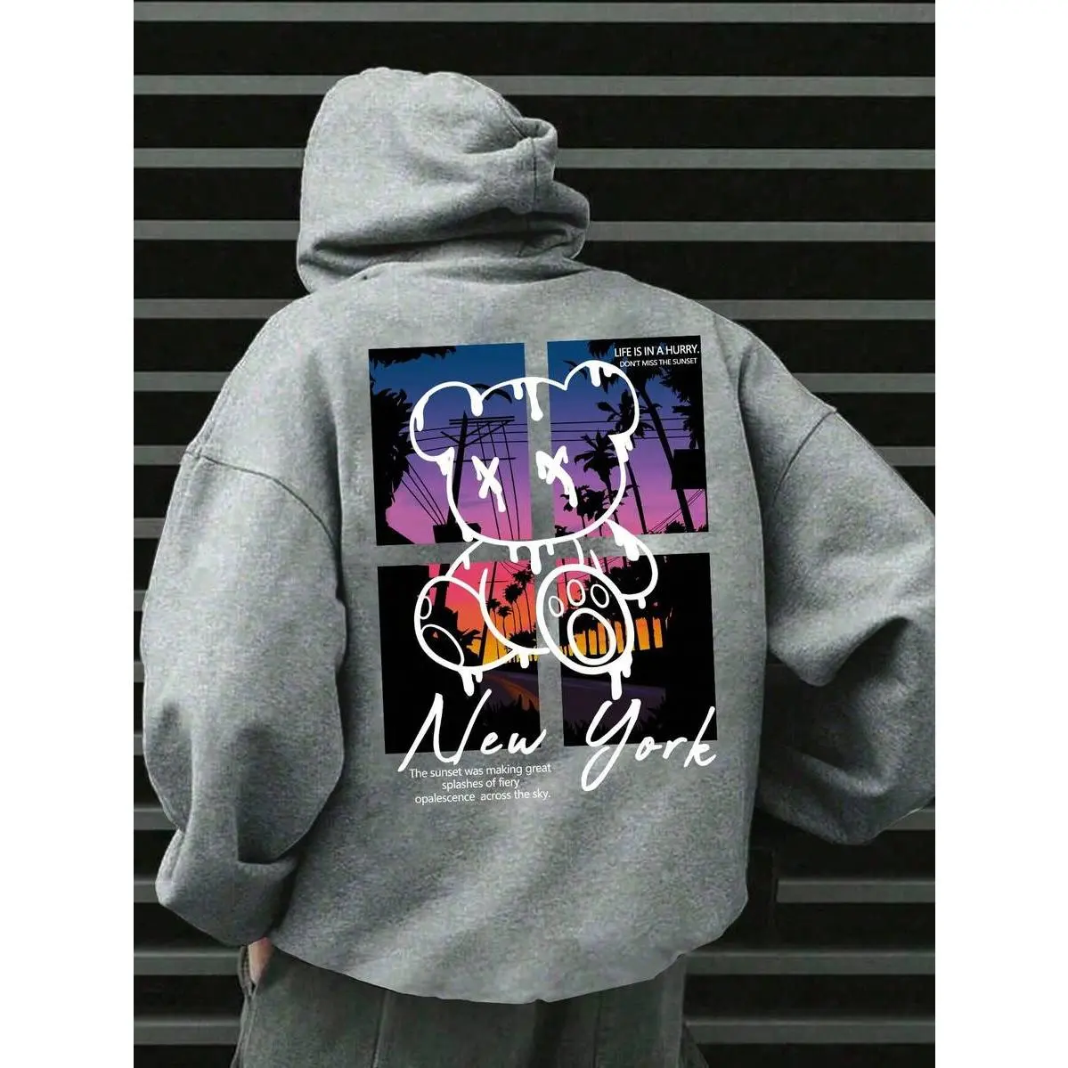 Manfinity EMRG Men Casual Loose Fit Cartoon Graphic Print Long Sleeve Graphic Hoodies, Street Wear Grey Y2k Hoodie, New York Sunset Bear Hoodie, Fall