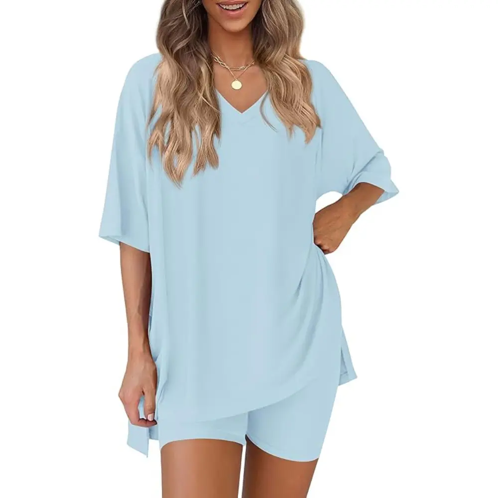 V-Neck Light Blue