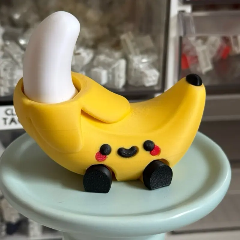 Banana Fidget Clicker – Articulated Legs Anxiety Toy - Multiple Click Options