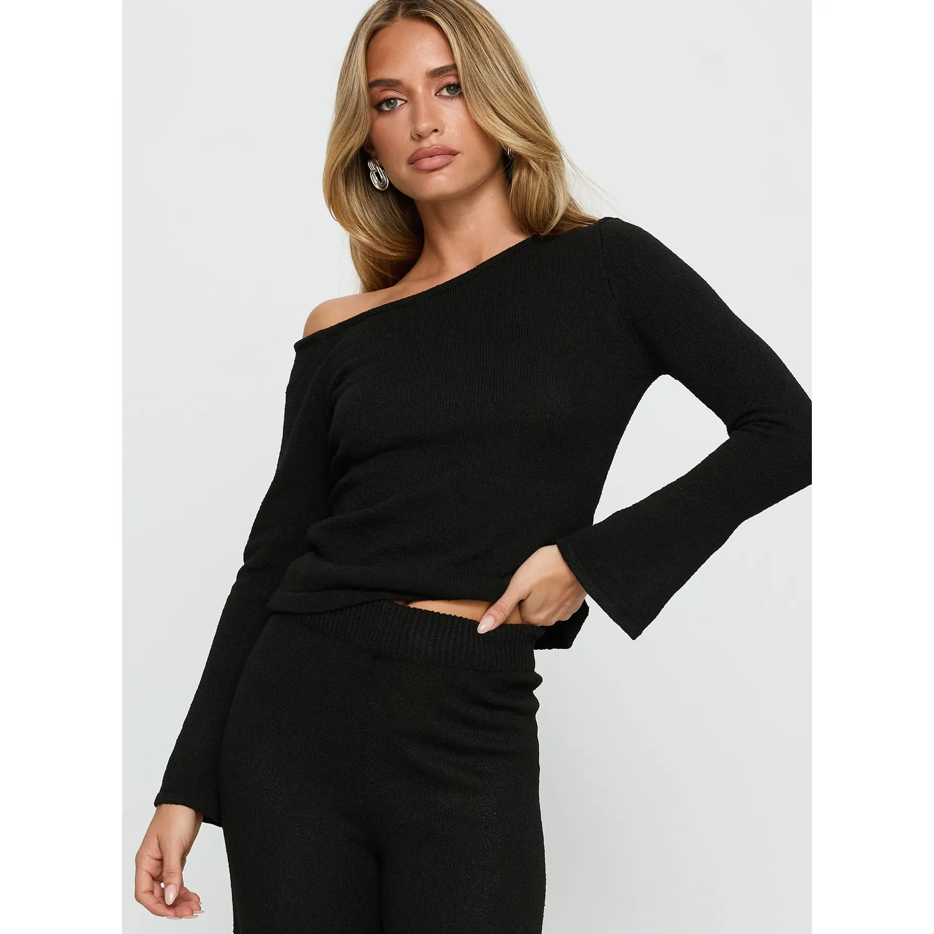 Jaede Off Shoulder Knit Sweater Black