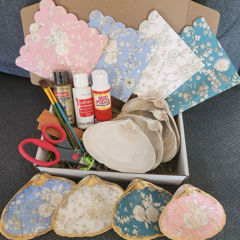 DIY Floral Decoupage Clam Shell Kit – Elegant Craft Kit with Gold Accents – Mod Podge Shell Dish Kit with 4 to 6 Inch Shells