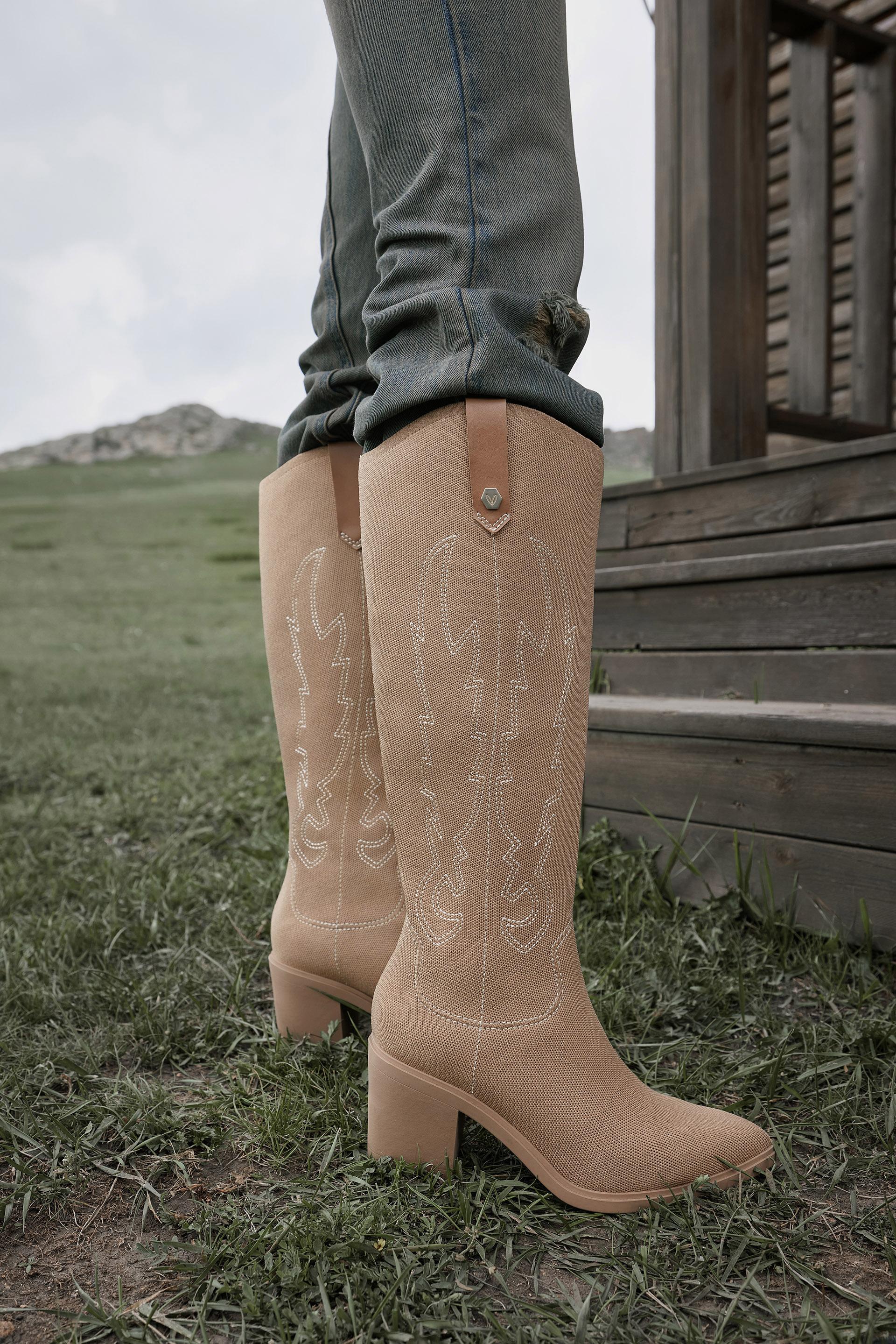 VIVAIA Women Pointed-Toe Western Knee-High Boots with Embroidered Design and Chuncky Heel Winter Festive Celebration Collection Wide Calf Boots for Western Events Horseriding Cowboy Boots vira boots (Willow&Wynne) SpringStatements VIVAIA Women Pointed-Toe Western Knee-High Boots with Embroidered Design and Chuncky Heel Winter Festive Celebration Collection Wide Calf Boots for Western Events Horseriding Cowboy Boots vira boots (Willow&Wynne) SpringStatements