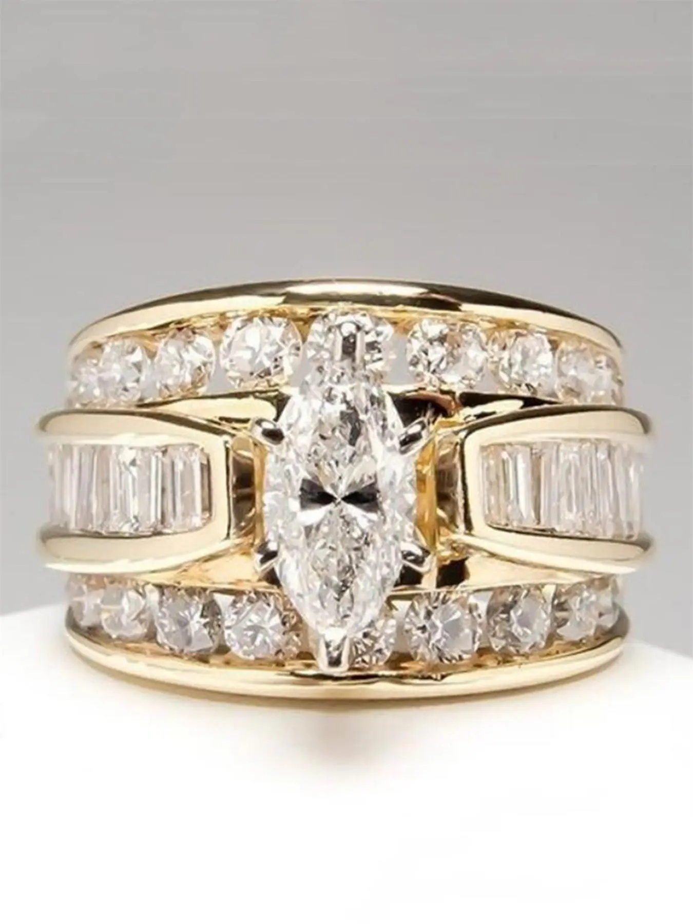 Fashion Artificial Crystal Decorated Ring, Crystal Rings, Wedding Engagement Party Accessories for Women, Trendy Accessories for Party and Daily Life