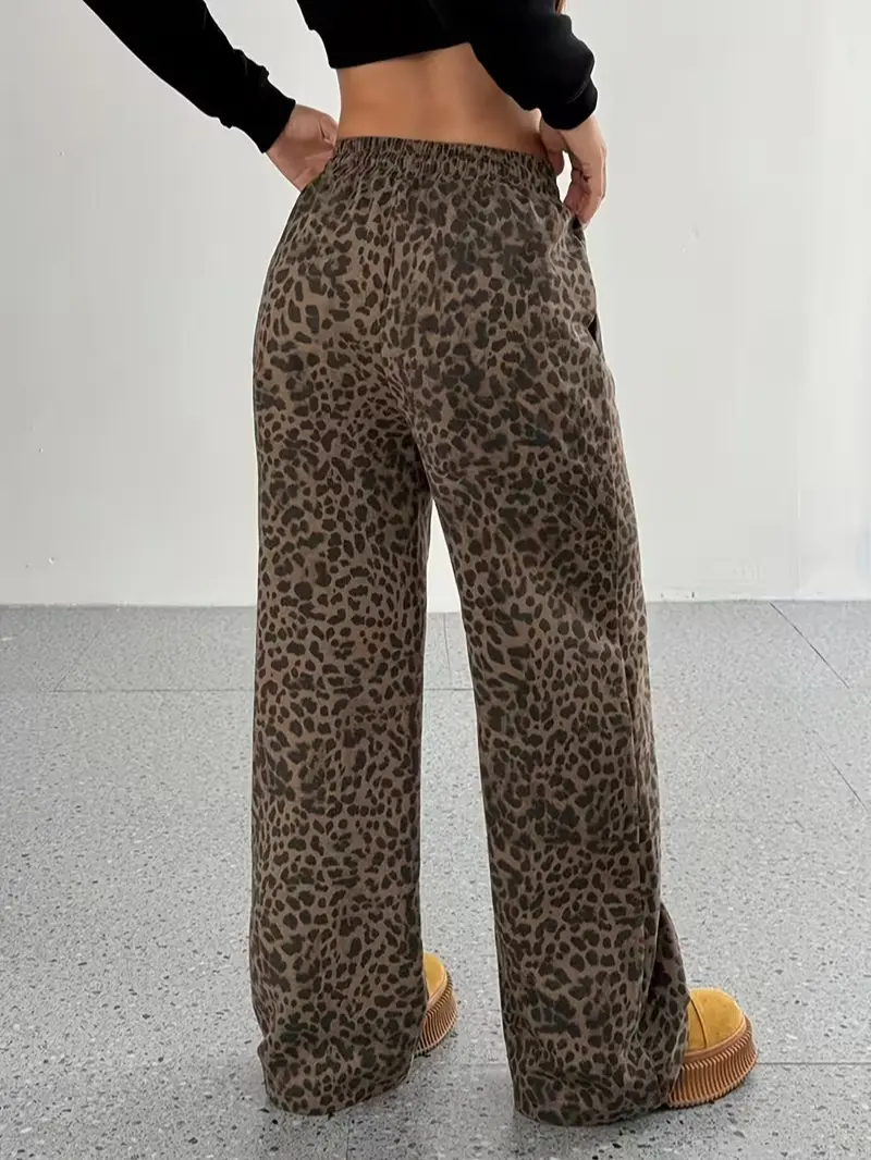 Women's Retro Leopard-Print Polyester Casual Sweatpants - Elastic Waistband, Wide Straight Floor-Length Legs, Fluid Drape, Comfortable Fit Bottom, Ideal for Back-to-School