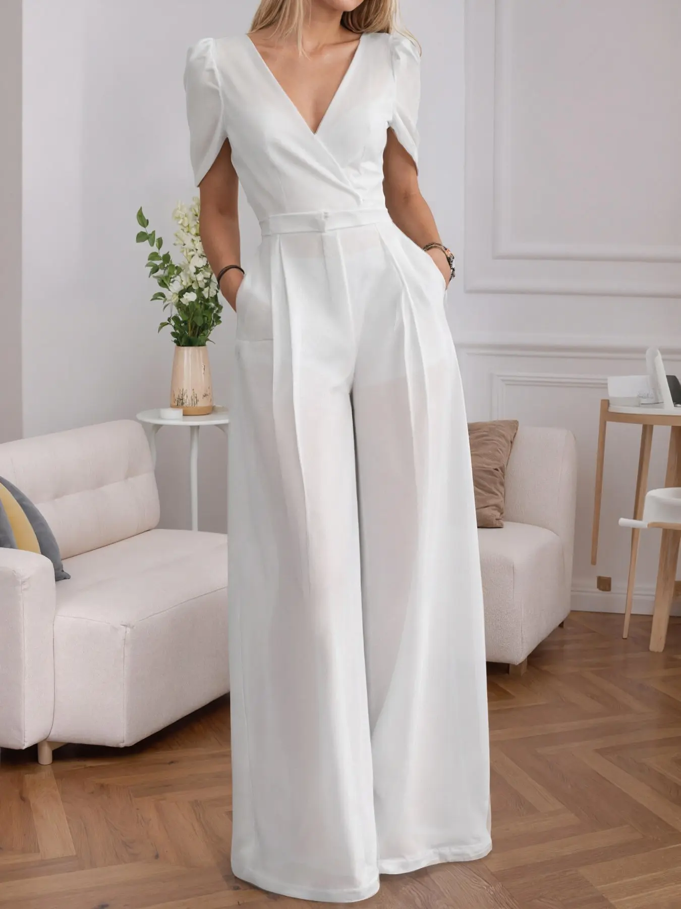 Women's V-Neck Plain Wide-Leg Jumpsuit, Casual Comfy Jumpsuit, Casual Summer Jumpsuits, Fitted Commuter Street Fashion, Casual All-Day Wear, Comfortable & Stylish Minimalist One-Piece, Cap Sleeves, Womenswear
