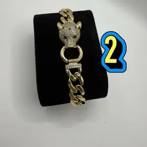 Quick sale of Cuban bracelet with panther, high quality laminated gold. Quick sale of Cuban bracelet with panther, high quality laminated gold.