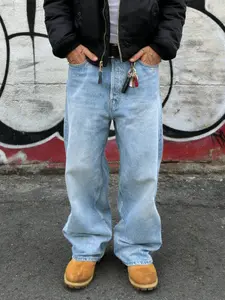 SRETOUU New Men’s Loose Straight-Leg Jeans, Classic Light Blue, Minimalist Solid Color, Street Style, Casual Denim Pants