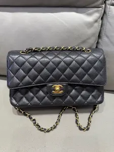 Pre-owned CHANEL Classic Double Flap Medium Shoulder Bag Black Caviar cf gold 6378