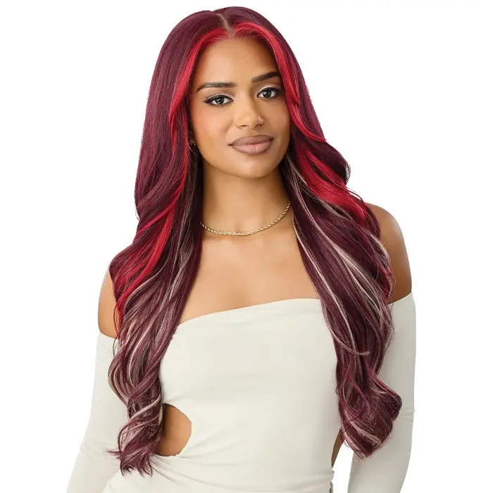 Outre Perfect Hairline Glueless HD 13x6 Lace Frontal Wig - PH 15