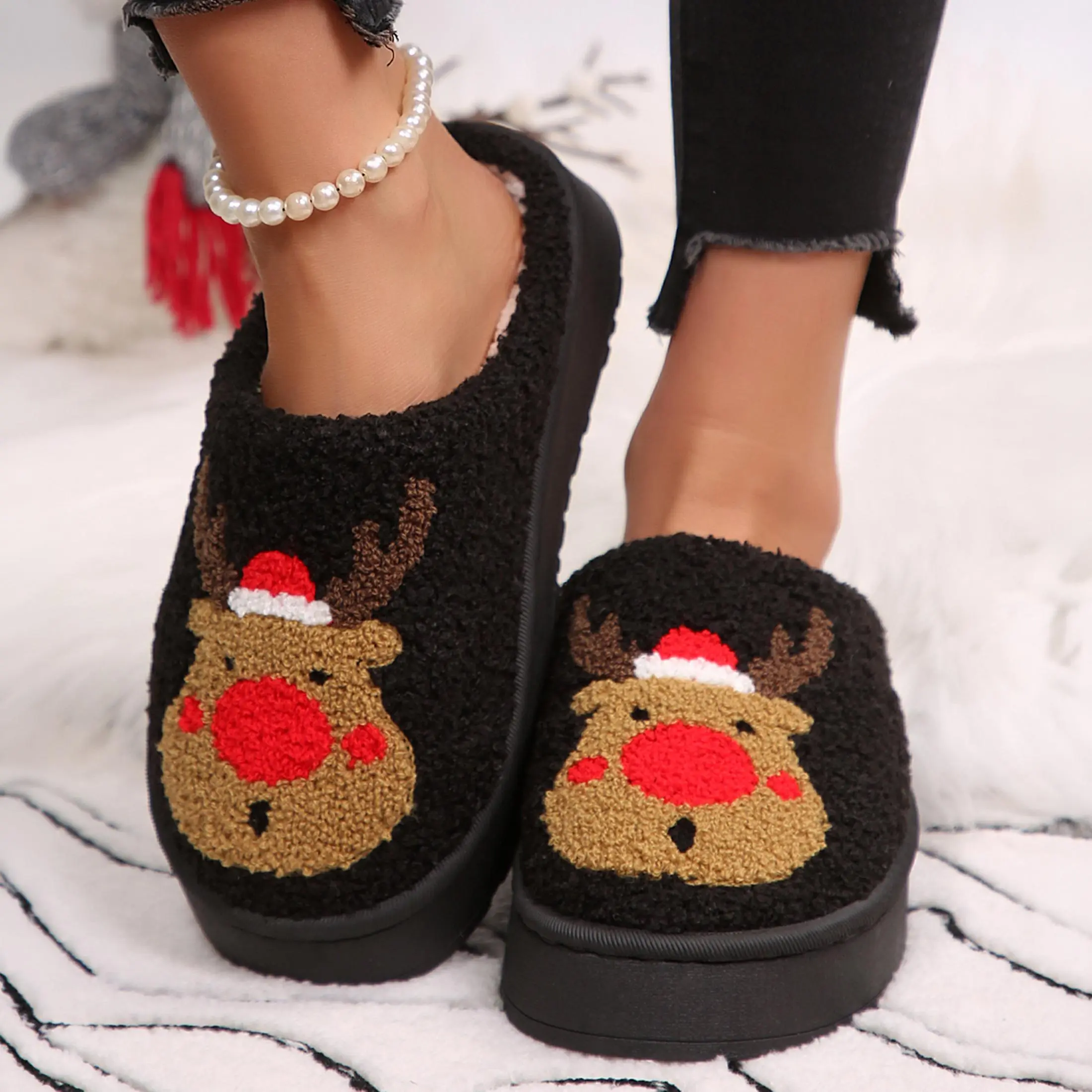 Women's Holiday Reindeer Print Slippers Fuzzy Slip-On Thick Bottom Soft Slippers