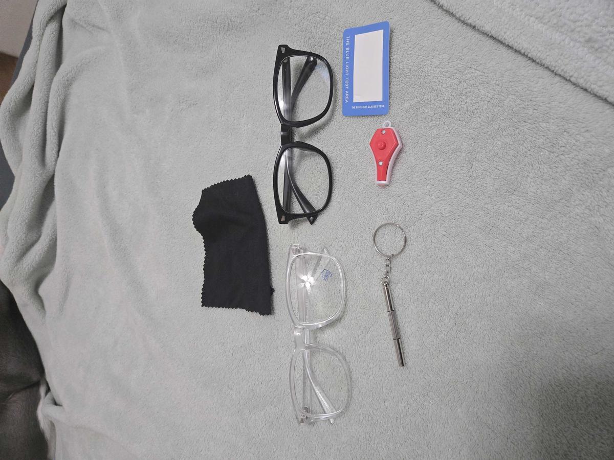 Item: Black + Transparent