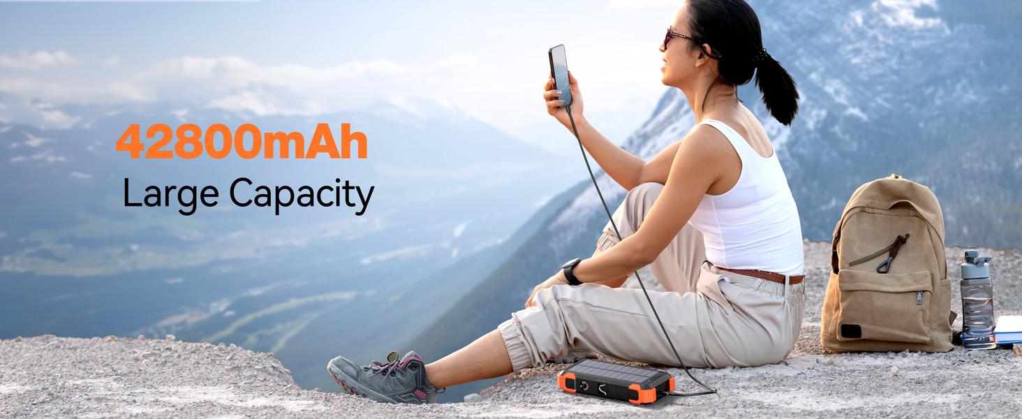 W33 Solar Power Bank 42800mAh, 4 Cables, Thermometer, 15W Fast Charge, 2 USB-C, 1 Lightning.