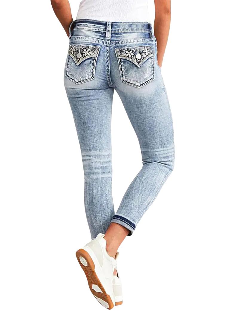 Butt Lifting Skinny Jeans with Retro Embroidered Pockets Light Wash Stretch Denim That Shapes Your Curves and Elevates Your Everyday Style