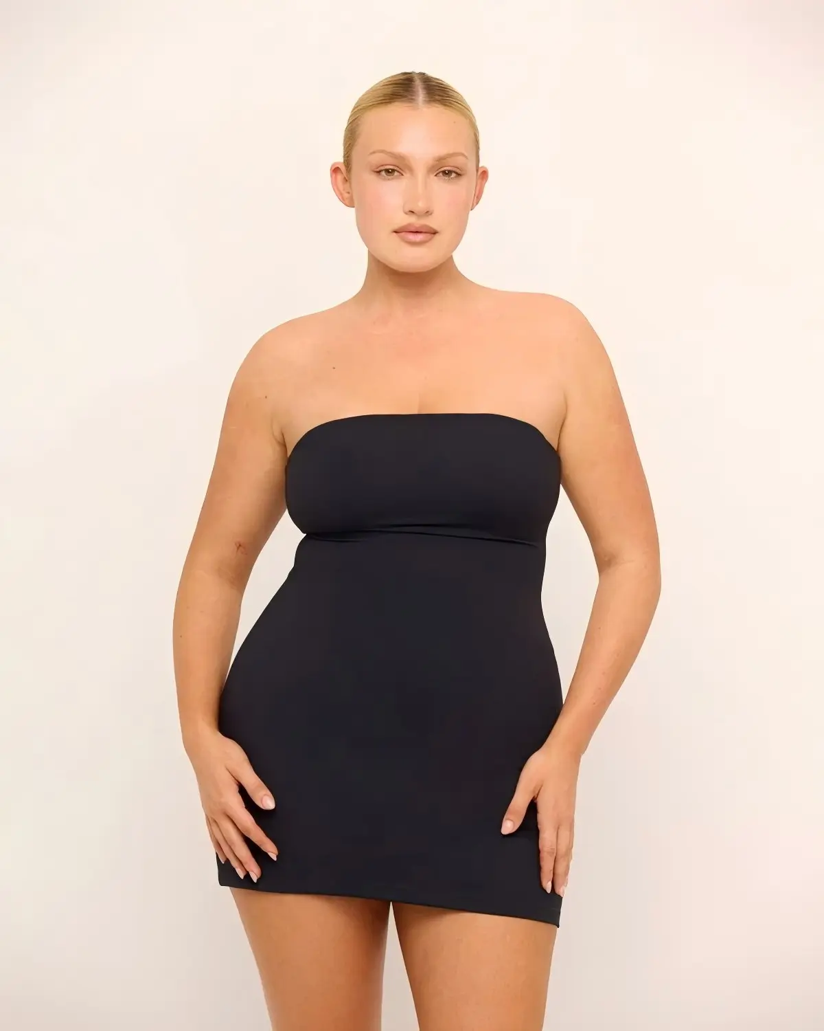 Dazzwear Women's Basic Summer Tube Dress with Built-in Safety Shorts, Y2K Casual Minimalist Womenswear