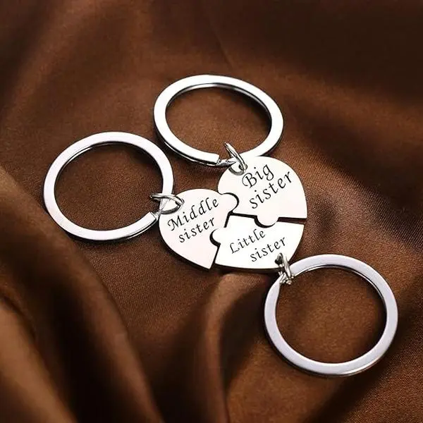 Sister Keychains for 3 Sisters Gifts - Mid Sister, Big Sister, Little Sister Matching Jewelry GiftsHeart Keyring Set, Birthday, Wedding Gift for Sister, Family Jewelry Gifts