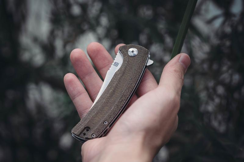 ARTISAN CUTLERY Folding Knife Arroyo (ATZ-1845) AR-RPM9 Steel Blade and Micarta Tactical Handle, Folding HuntingKnife for Everyday Carry and Survival Tools Survival Gear