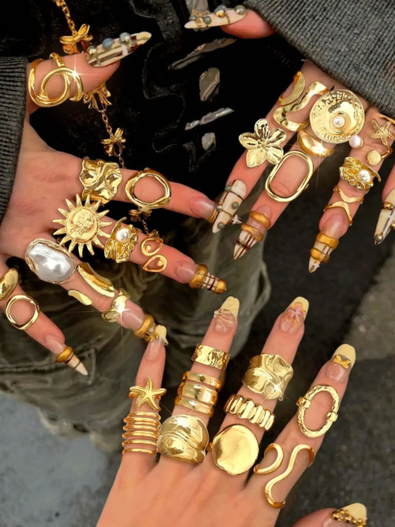 Vintage Coin Ring Set, Multilayer Design, Floral & Geometric Patterns, Unique Textured Finish, Trendy Accessory for Women, Boho Style Rings, Stackable Rings, Stackable Finger Rings, Bohemian Stackable Rings