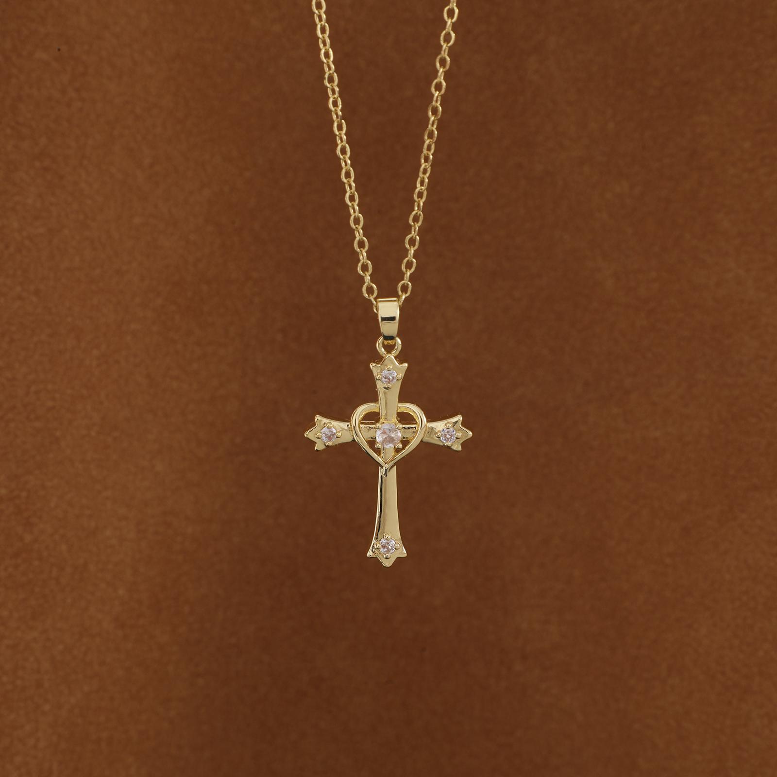 CAROVO Cross Necklace for Women 14K Gold Plated Dainty Heart Cross Pendant Choker Simple Trendy Cute Cross Charm Diamond Necklace Faith Jewelry Religious Minimalist Gift