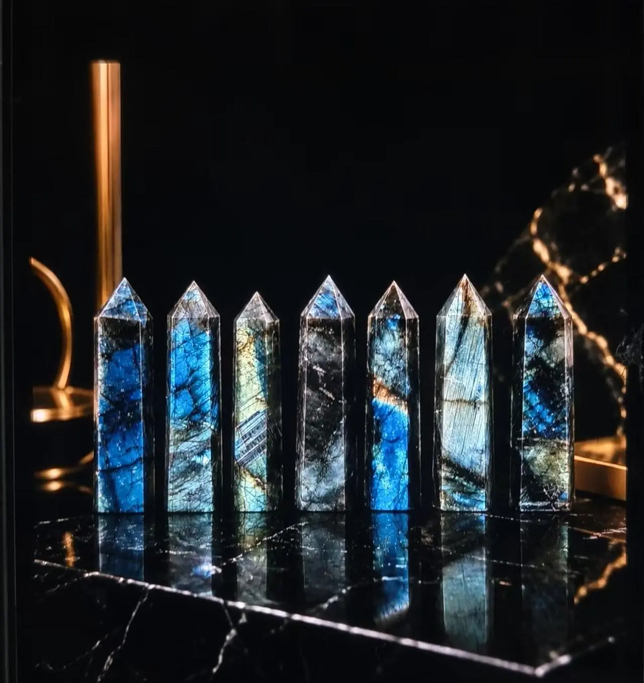 Labradorite Crystal Point Set - 7 Pieces of Natural Blue-Gold Labradorite for Energy Healing and Decor