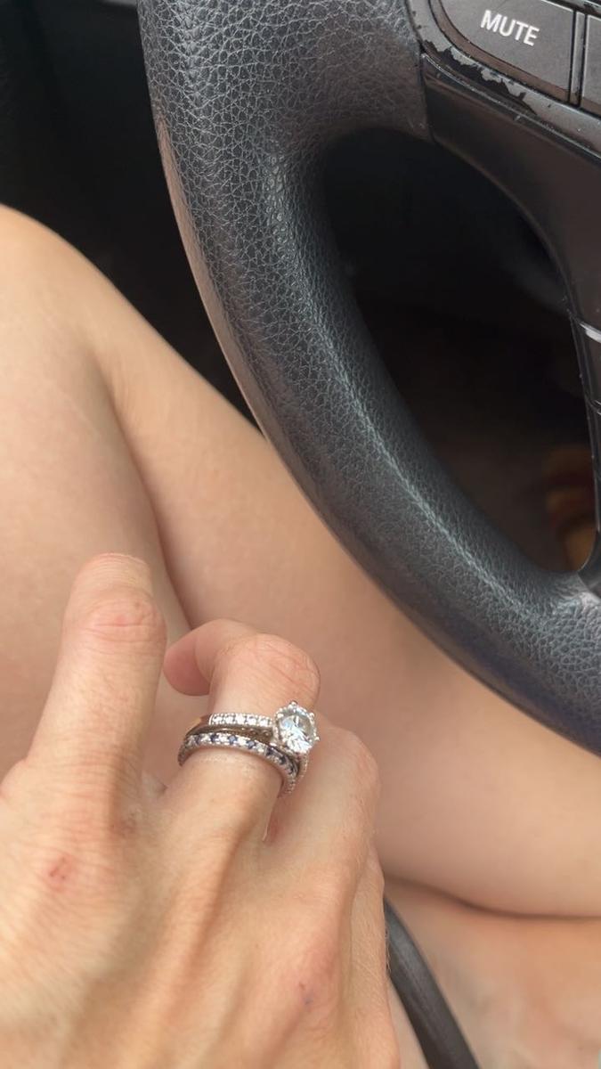 Item: Blue-silver color, 6.5