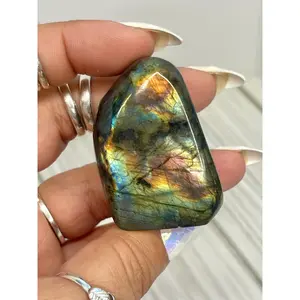 Multicolor Labradorite Freefrom for Transformation, Protection, Intuition