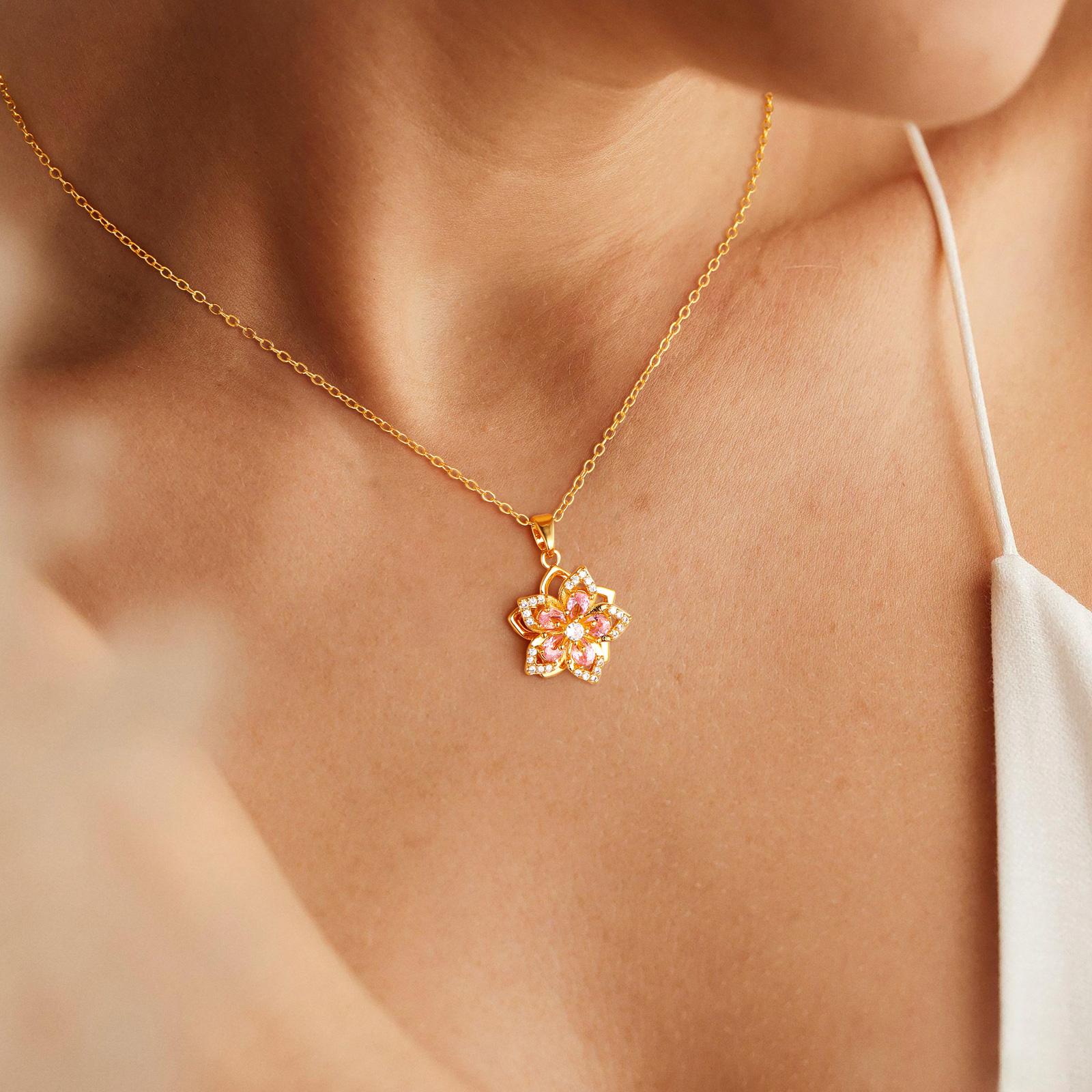 Rotatable Flower Pendant Necklace for Women, Summer Rhinestone Charm, Perfect for Daily Wear & Parties