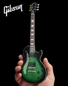 Slash - Axe Heaven Slash Gibson Les Paul Standard Ltd Edition Anaconda Burst  Mini Guitar Replica Collectible GG-124  [Collectible Figurine/Statue/Bust] figurine/statue, Collectible