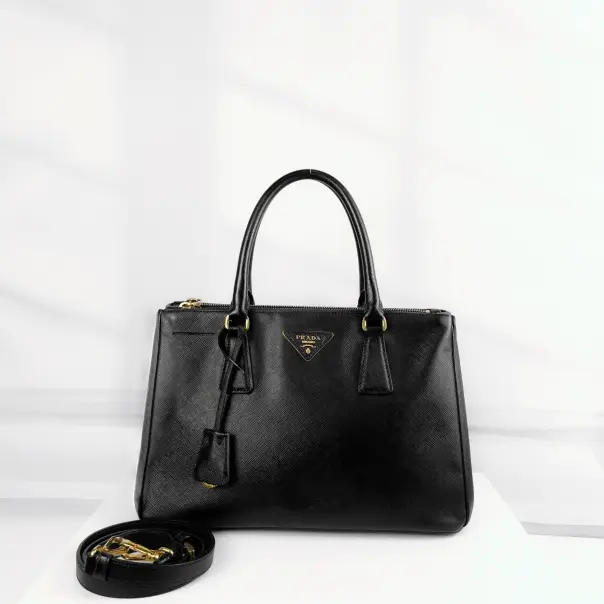 Pre-owned PRADA Leather Shoulder Bags 11.81'' R2589 Shoulder Bag C9207268548 0311 T1 Chloe