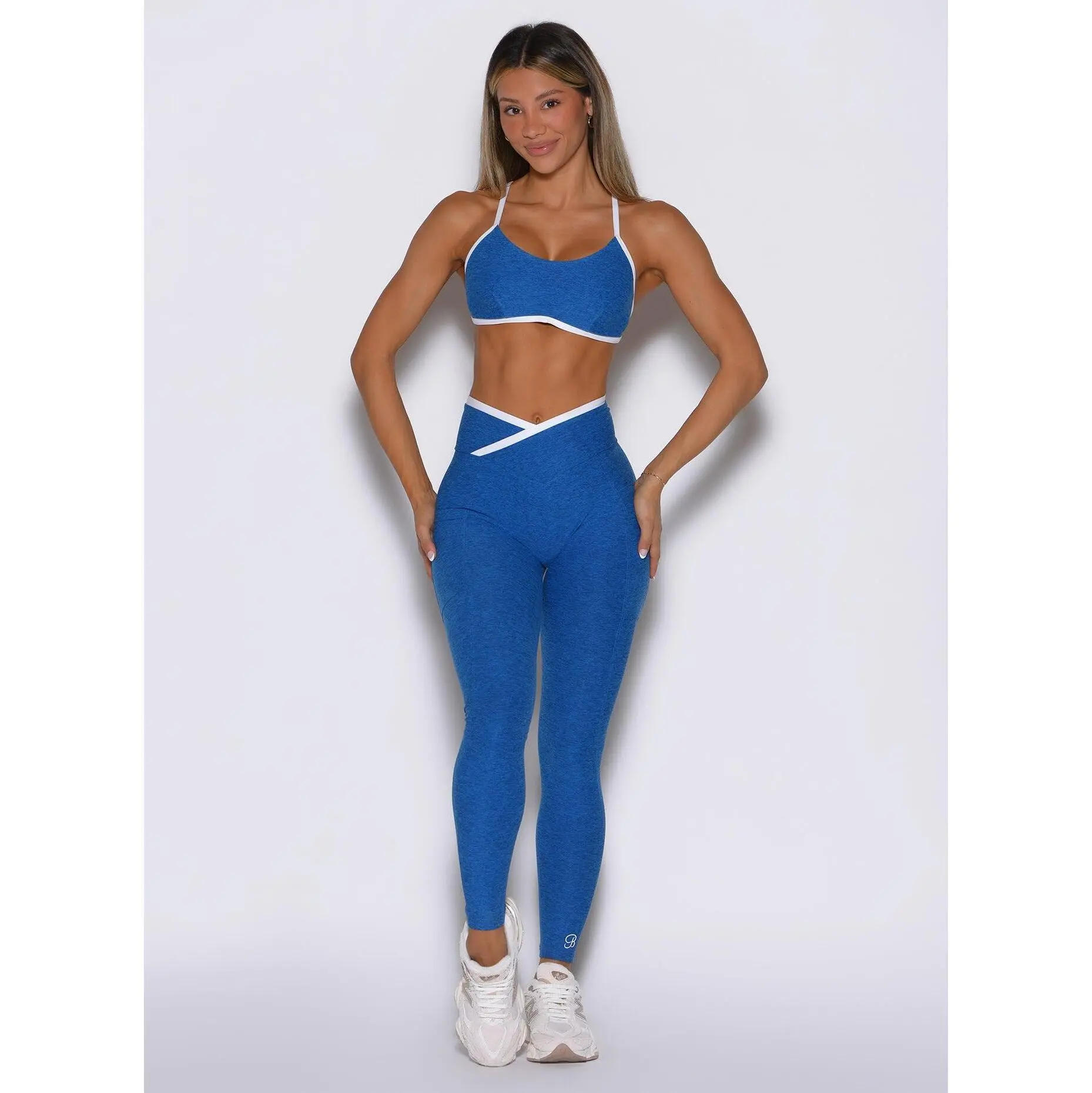 Line Contour Leggings