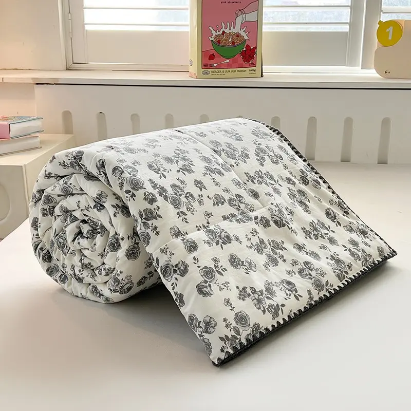 Printed Summer Quilt, Fresh Style Air Conditioning Blanket, Thin Quilt, Small Floral Bedding Set, Lightweight Bedding, New Summer Quilt, Soft Lightweight Quilts, Breathable Summer Quilt