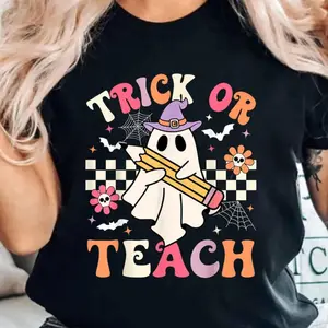 Teacher Halloween Shirt, Halloween Teacher Shirt, Trick or Teach Shirt, Spooky Teacher T-shirt, Retro Ghost Teacher Shirt,Fall Teacher Shirt